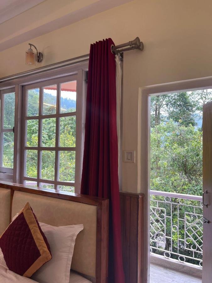 Ifseen Villa Pelling Exterior photo