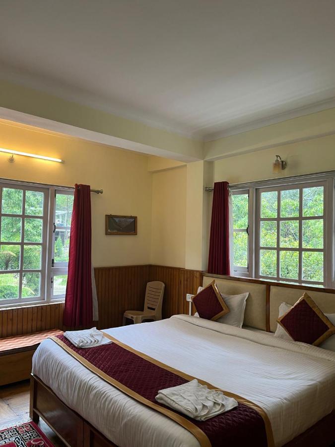 Ifseen Villa Pelling Exterior photo